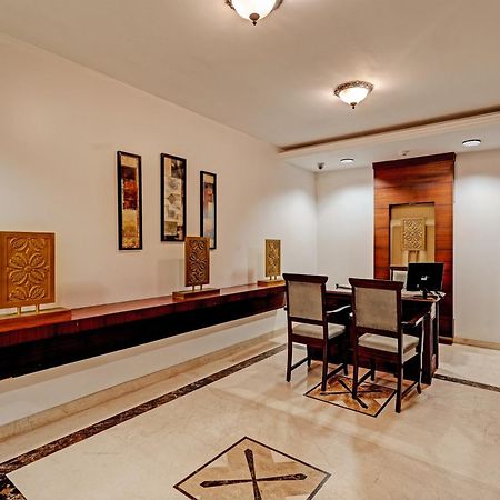 Oyo Palette - Hotel Victoria Chennai Exterior photo