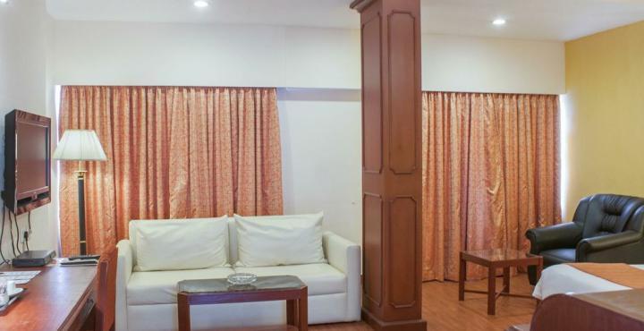 Oyo Palette - Hotel Victoria Chennai Exterior photo